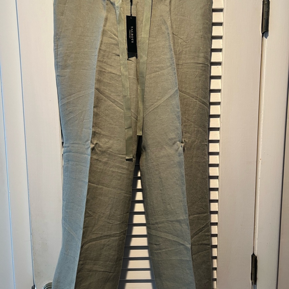 Women’s brand new with tags Talbots linen Sage Green Pants